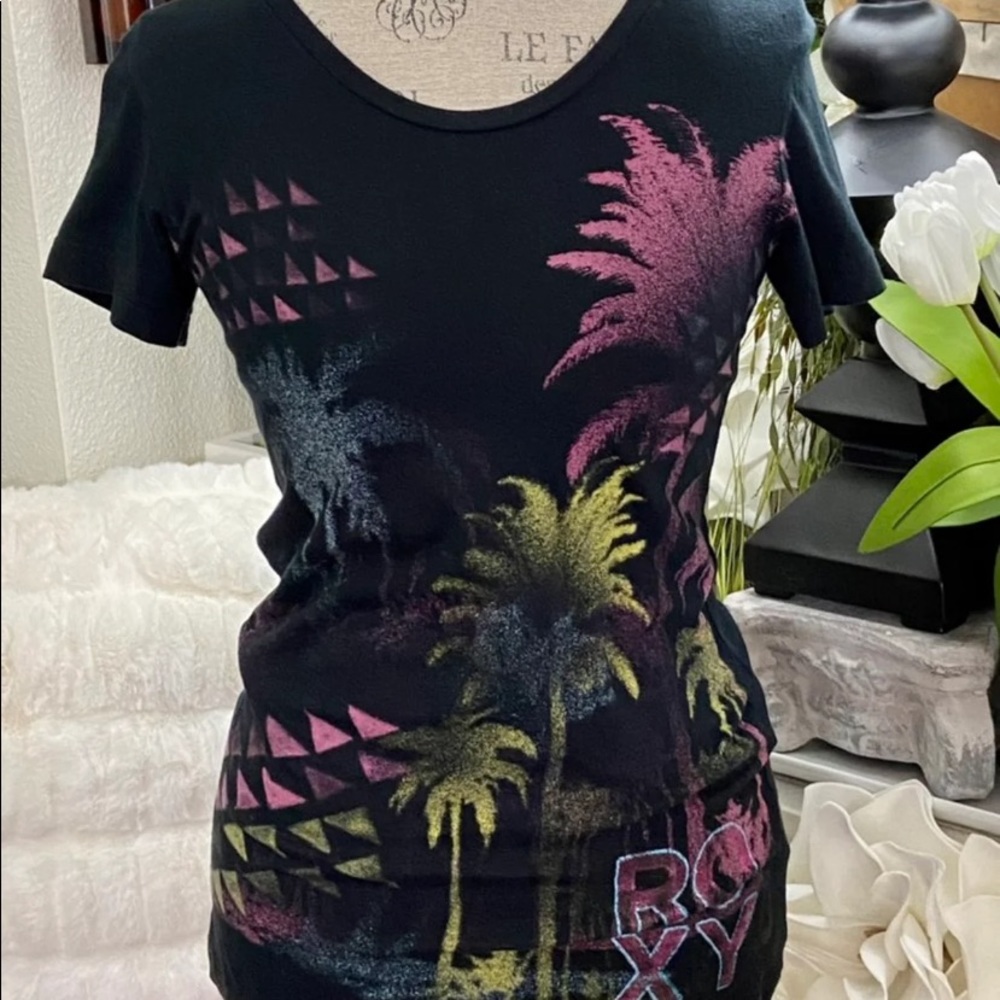 Roxy Top Size Medium - image 3